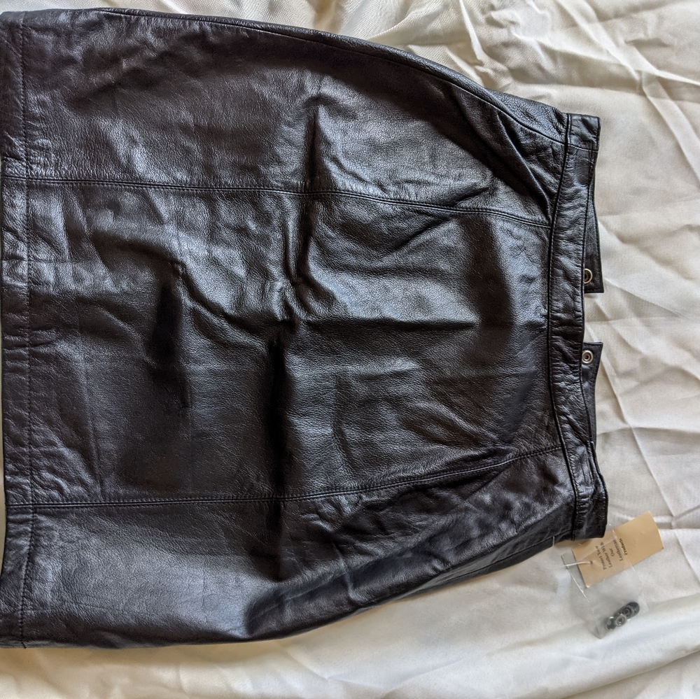 Wilson's Leather Maxima leather skirt - Picture 2 of 8